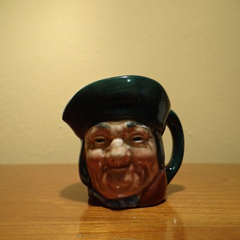 VINTAGE ROYAL DOULTON  SMALL TOBY PHILPOTS - ENGLAND  - Art Pottery