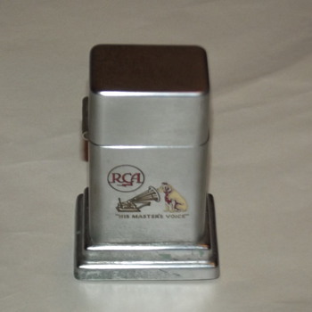 RCA promotional table lighter - Tobacciana