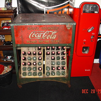 Original 1929 Glasscock Coke Cooler...Made In Muncie, Indiana