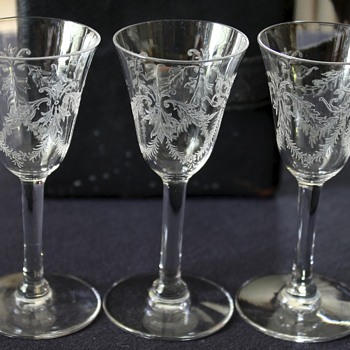 J.E. Caldwell & Co. Shot Glass Set with Box? - Glassware