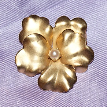 12K Gold Filled Pin