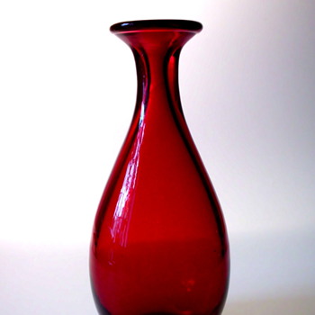 Monica Bratt Red Vase for Reijmyre - Art Glass