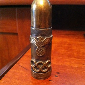 1936 Olympic Commerative Bullet Lighter with removable cap & base  - Tobacciana
