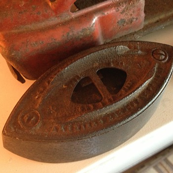 2 pieces of cast iron...? - Tools and Hardware