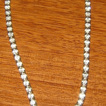 Costume Necklace - Costume Jewelry