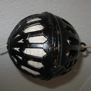 Antique Twine holder