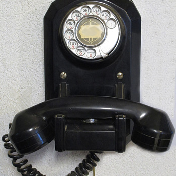 vintage juke box or coffin wall phone; it works! - Telephones