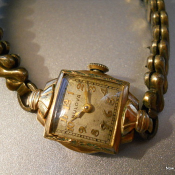 Ladies Bulova Wristwatch - Retro Period