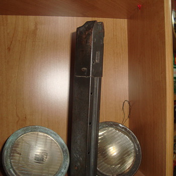 gun clip   - Military and Wartime