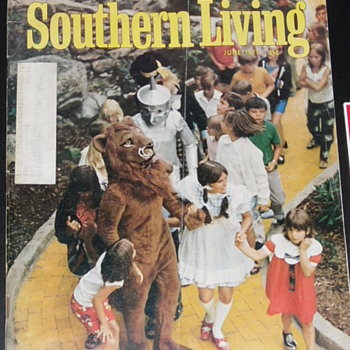 land of oz southern living magazine - Paper