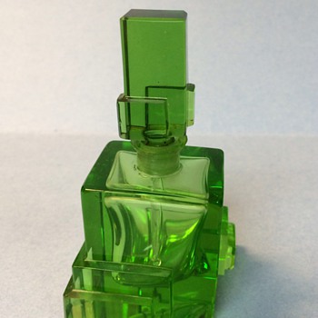 Vintage green perfume- unmarked - Bottles