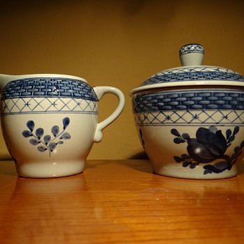ROYAL COPENHAGEN -DENMARK -FAJANCE CREAMER & SUGAR BOWL - China and Dinnerware