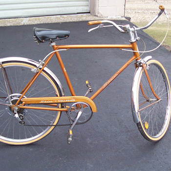 1965 Schwinn Collegiate - Outdoor Sports