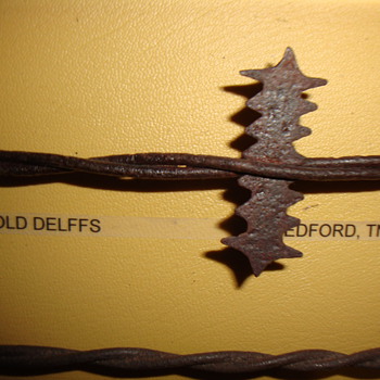 "ROOSTER COMB" BARBED WIRE - Tools and Hardware