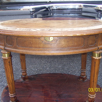 oval table  - Furniture