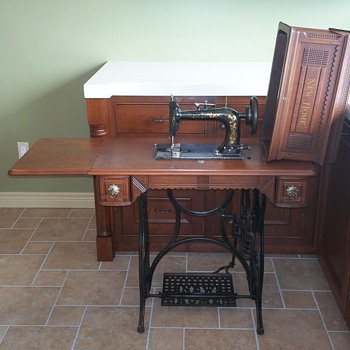1891 New Home Sewing Machine