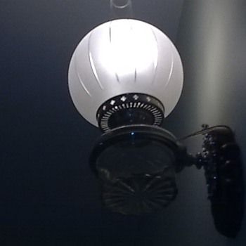 electrified oil lamp with paraffin tank.. - Lamps