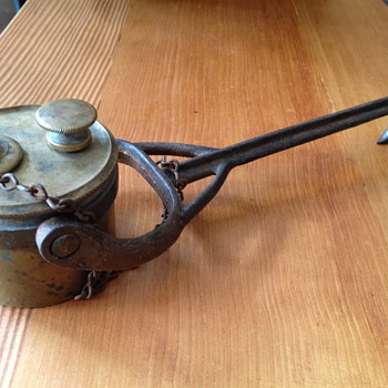 What is this Brass oil lamp used for? 