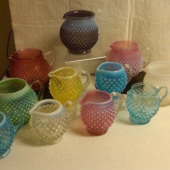 amazing set of fenton hobnail pitchers / jugs all colors 