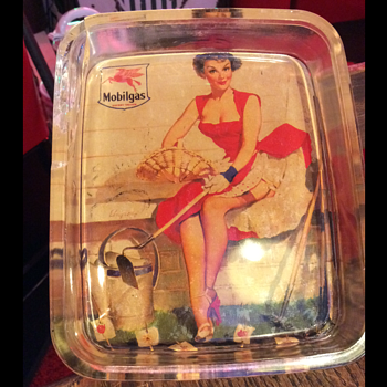 1940's Pinup Mobilgas Socony-Vacuum Advertising Glass Tray - Petroliana