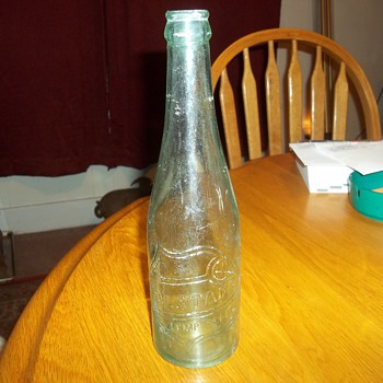 VINTAGE BEER BOTTLE - Bottles