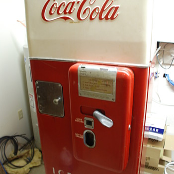 Coca Cola C51 Cavalier 6oz bottle Machine