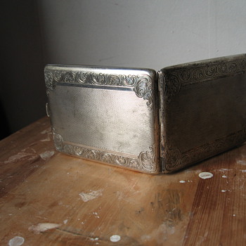 Cigarettes box Silver (1900?)