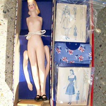 Peggy McCall Mannequin Doll 1940's . Smaller boxed set  - Dolls