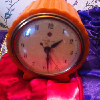 VINTAGE CLOCKS - Clocks