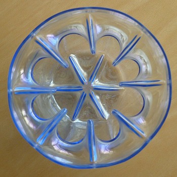 ME - A newly identified Czecho-slovakian producer - Art Glass