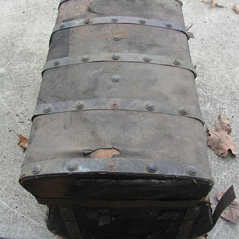 Jenny Lind Trunk Before and After - Furniture