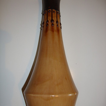 art nouveau vase by brouwer 1907