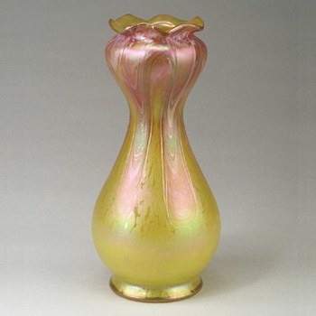 YELLOW AND PINK RINDSKOPF - Art Glass