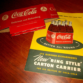 1950s "Ring Style" Coca-Cola cardboard carrier