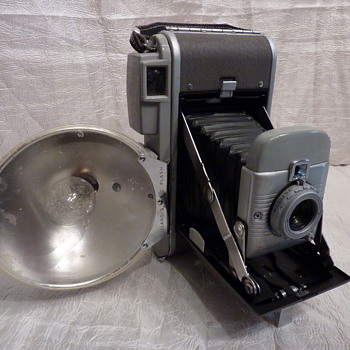 Polaroid Model 80