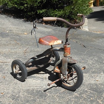 Vintage Tricycle 1950s With Patina/Rust - Toys