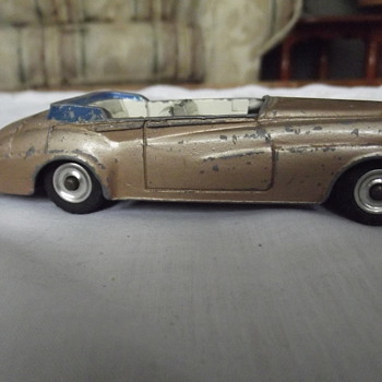 gold bentley dinky toys - Model Cars
