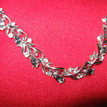 vintage necklace 