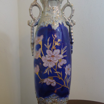 Staffordshire Vase 