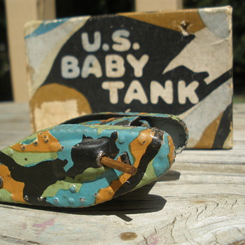 WWI "Animate Toy" Baby Tank, tinplate and wood, 1916!