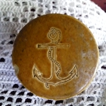 CROWN / CORK - Pottery