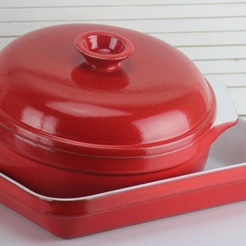 Emile Henry bakeware; covered casserole and roaster - Kitchen