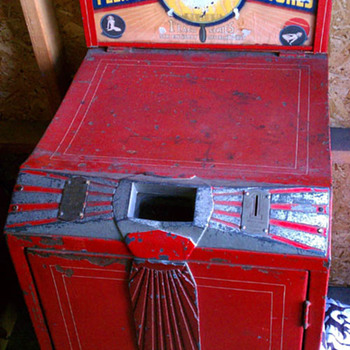 Vintage/Antique Vaudoscope Need more info
