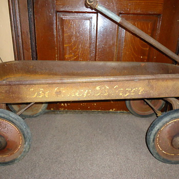 Old toy wagon