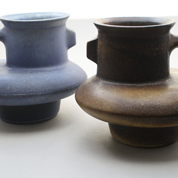 Loré, Beesel, the Netherlands. Designed by Matt Camps 1970s. Marked B156 - Pottery