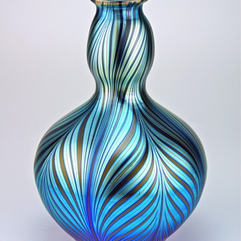 early Loetz Phänomen Genre 7501 from 1898 - Art Glass