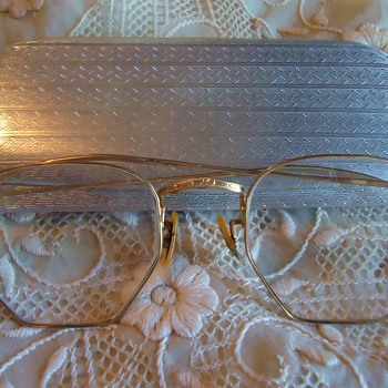 Thrift store Reading Glasses! $4.50 And I use them! 12k GF! cool aluminum case!! - Accessories