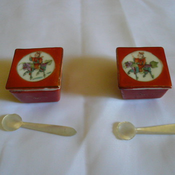 porcelain salt cellars - Asian