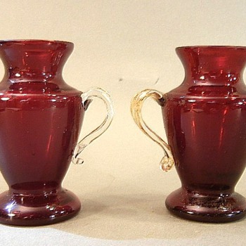 KRALIK RED LUSTRE MINIATURES, MARKED - Art Glass