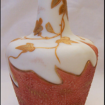 HARRACH FLAME VASE - Art Glass